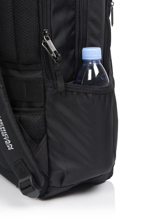 American Tourister Segno II 17″ Laptop Backpack with USB Port & Rain Cover – 30L