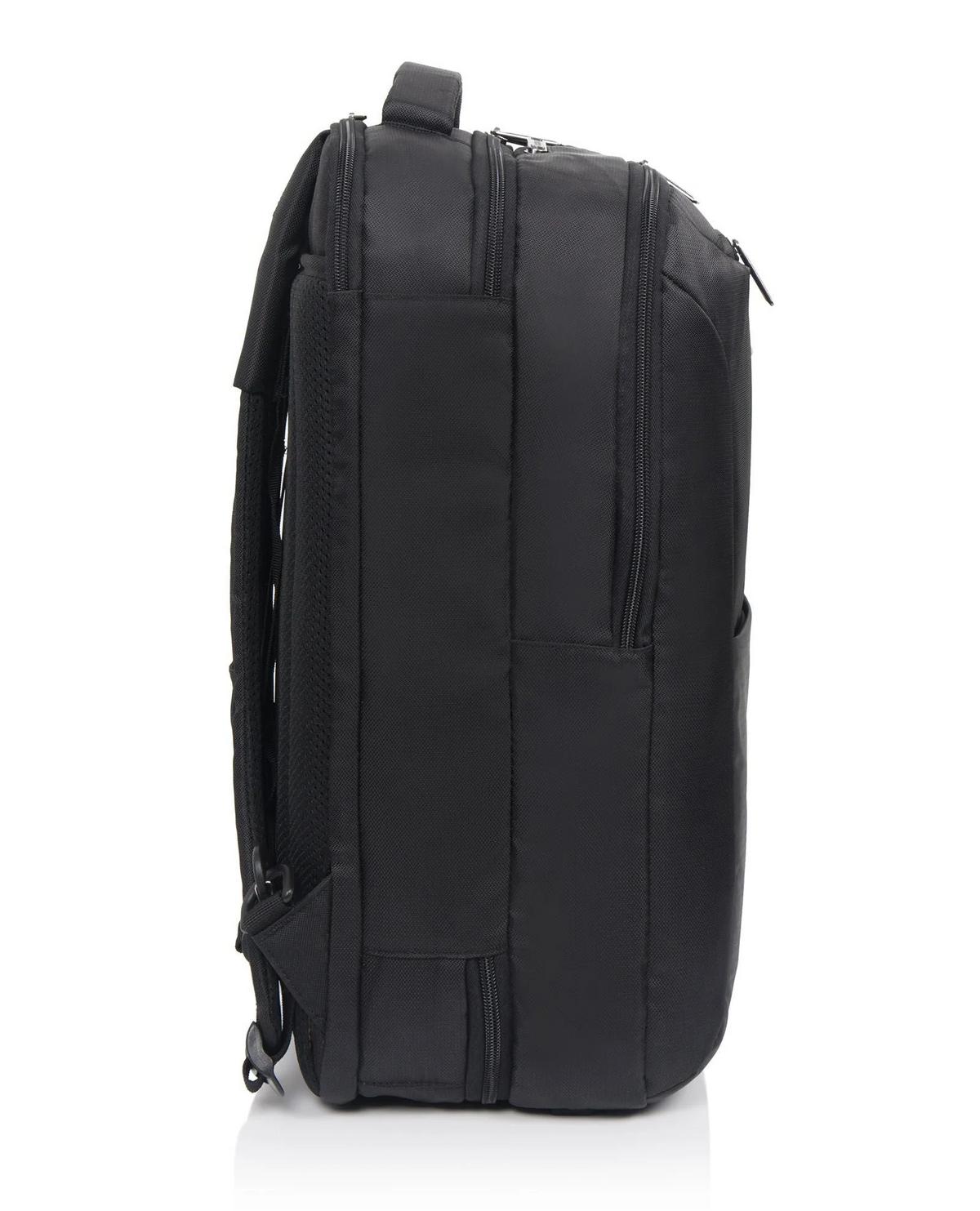 American Tourister Segno V Professional Backpack 17″ – USB Port, Lockable Laptop Compartment, Rain Cover | Black