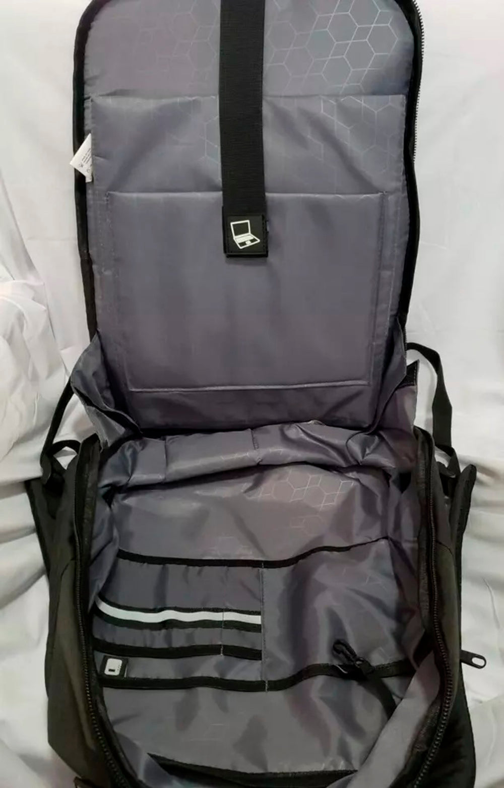 Sunpow Anti-theft 15.6" Laptop Backpack – 180° Open Design | Waterproof | Black