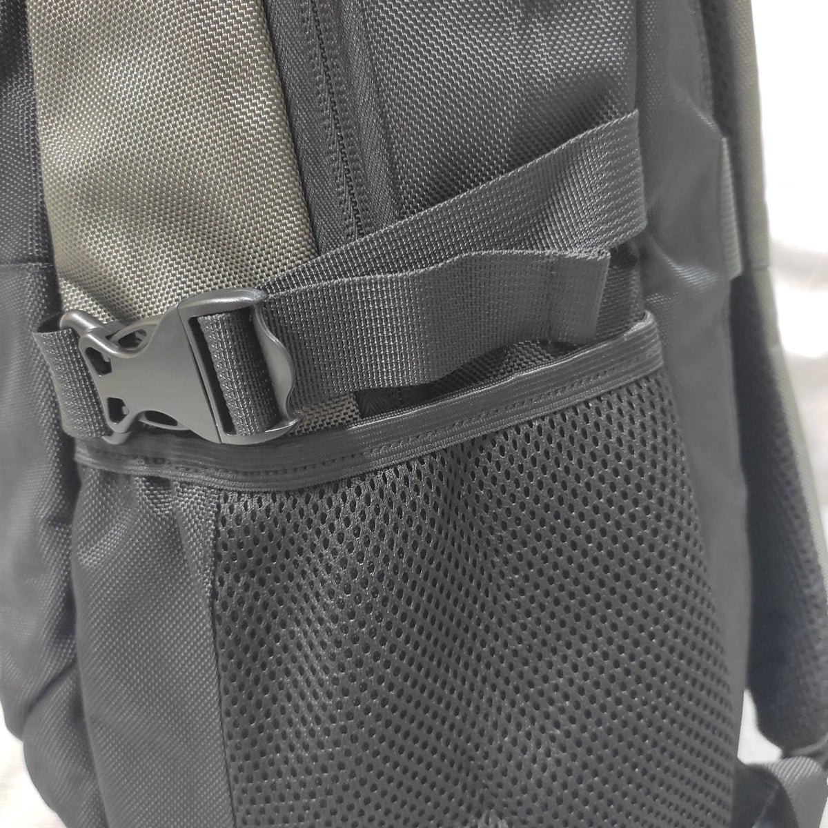 Wenhao Backpack – Large Capacity Travel, School & University Bag with Anti-Theft Pocket, Headphone Port & 16" Laptop Compartment – 47x32x20cm