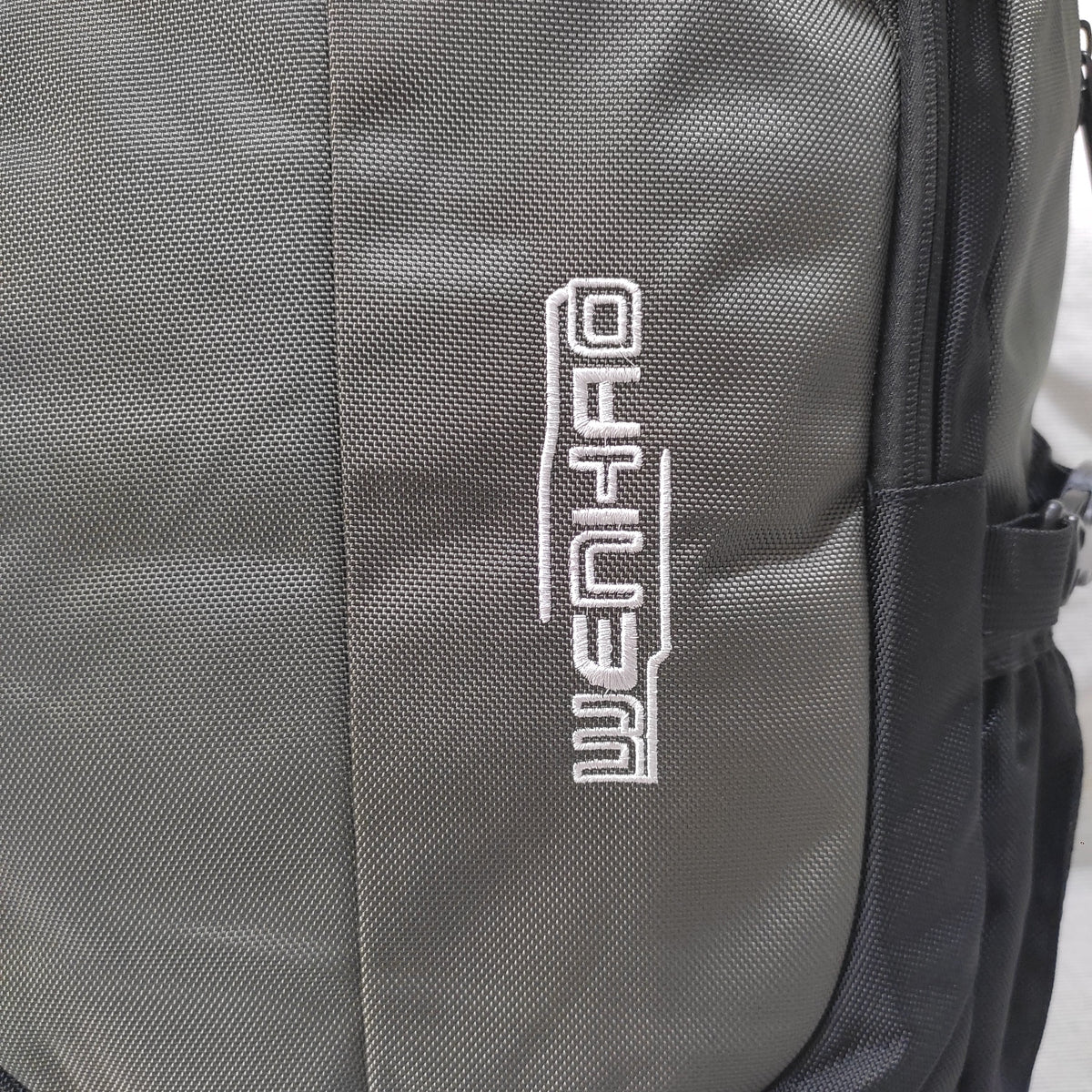 Wenhao Backpack – Large Capacity Travel, School & University Bag with Anti-Theft Pocket, Headphone Port & 16" Laptop Compartment – 47x32x20cm