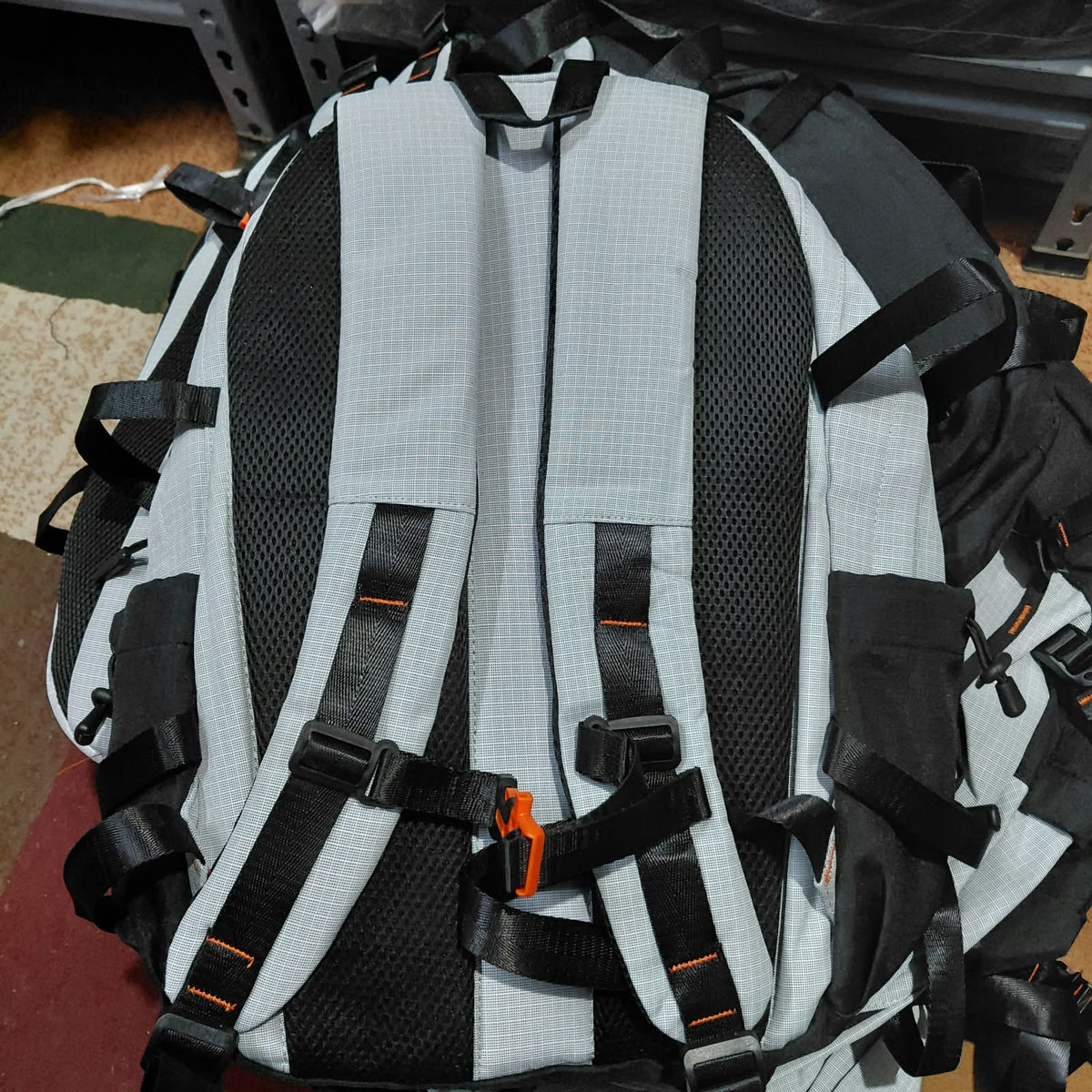Snoopy Casual Backpack – Light Grey Checked, Water Resistant, 15.6" Laptop Compartment